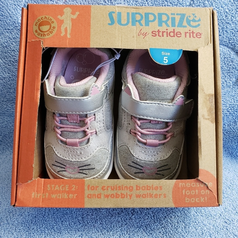 NIB Surprize/ Silver Kitty shoes